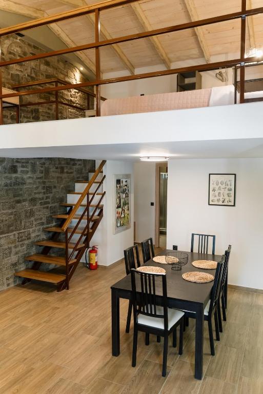 Family Apartment 4 Family Apartment 4